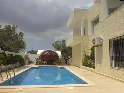 villa avec piscine à Hammamet y