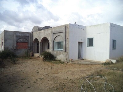 villa style arabesque de 650 à Bassbasia près de Hammamet Yasmin