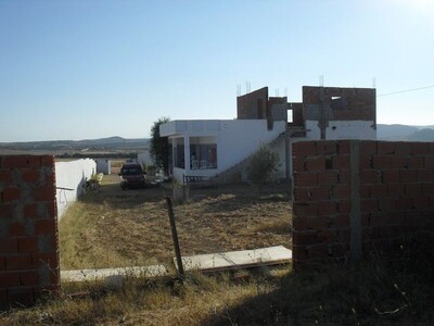 for sale Villa 250 m2 on a plot of 2900 m 2 hammamet