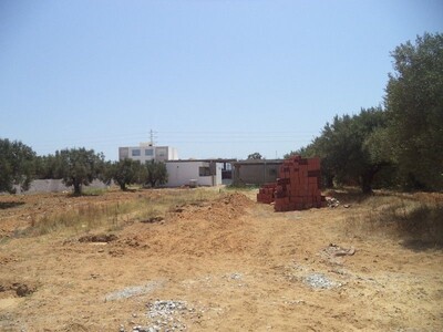 beau terrain de 400m² à SIDI HAMMED loin 7 min de la route princ
