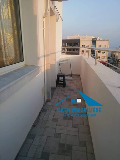 AV un appartement s+1