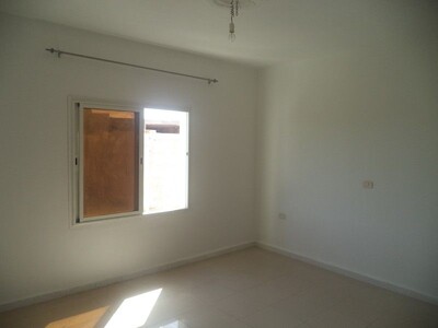 bel appartement dans une immeuble de 130m