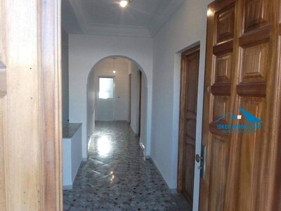 A vendre une maison a Hammamet avec jardin