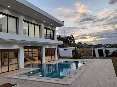 Pour les amoureux du calme et de la nature Somptueuse villa
