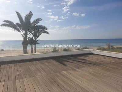 Villa Les trois Palmiers al à Hammamet Nord