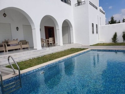 Villa JONY 5Réf:  location à l'année villa avec piscine