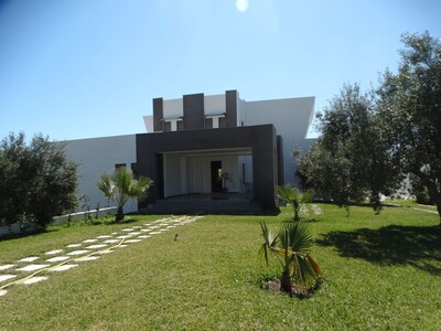 Villa SOMPTUEUSE villa avec piscine