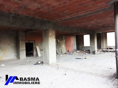 Local commercial 500m² ZONE TOURISTIQUE