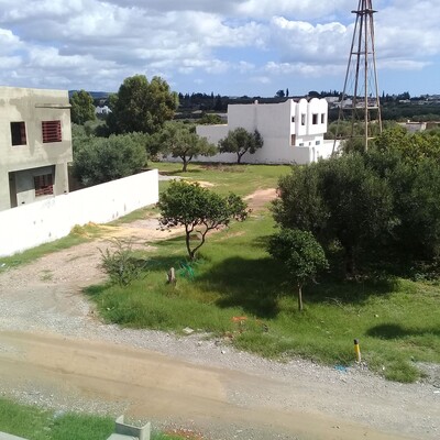 a vendre a hammamet sur 300 m