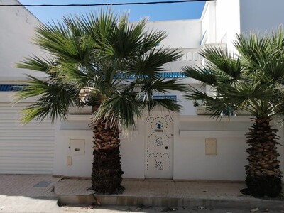 AV une villa de style américain avec jardin AFH Baraket Sahel