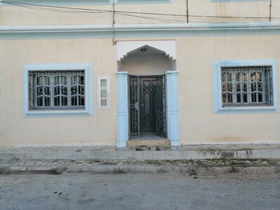 a louer un RDC situé a hammamet g