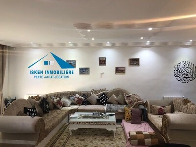 A vendre un appartement s+2 haut standing centre ville Hammamet