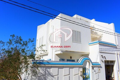 Agréable maisonette pied dans l'eau pour vacance