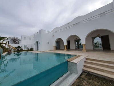 Villa VALANTINO Ref: For sale at the agency TPS Immobiliè