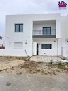 Villa indépendante avec jardin et piscine à Raoued