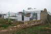 maison avec un grand jardin