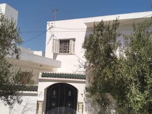 villa à vendre à khzema