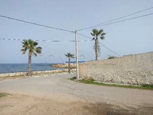 un lot de terrain pied dans l'eau de