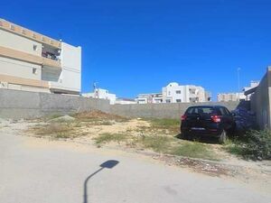 Un lot de terrain à sahloul