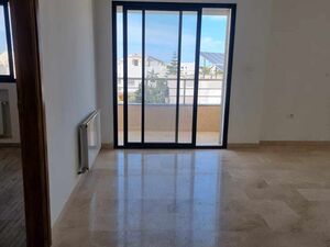Un appartement s+2 à vendre à Khzema EST
