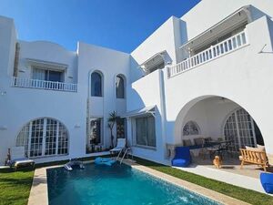 Villa crocosmiaréf: