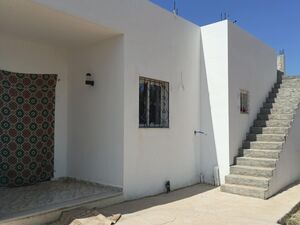 AV studio de 125m à hammamet sud