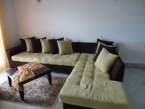 joli studio richement meublé