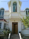 Villa deux étages meublés avec un sous sol