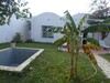 AV Une belle villa avec jolie jardin et abri voiture