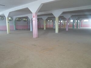 local industriel ou commercial: usine de 1600m