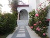 villa haut standing avec jardin gazonnée ktt