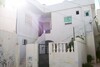 House + 03 studios on 2 levels ++