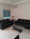 un bel appartement richement meublé