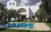 belle villa spacieuse avec piscine AL
