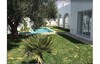 grande villa neuve avec bel piscine et jardin